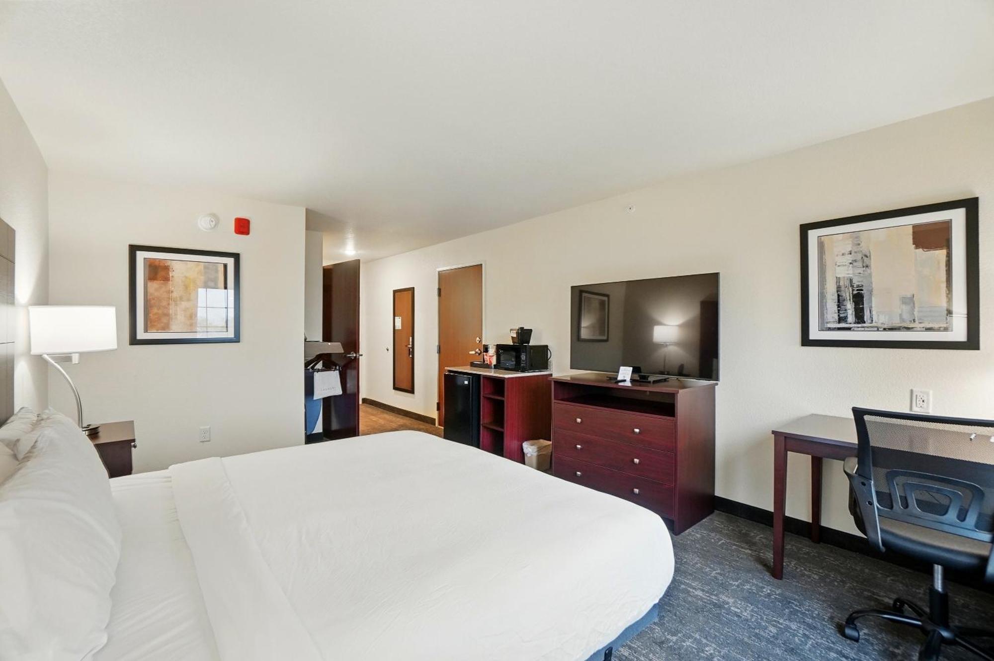 Cobblestone Hotel & Suites - Russells Point At Indian Lake Extérieur photo